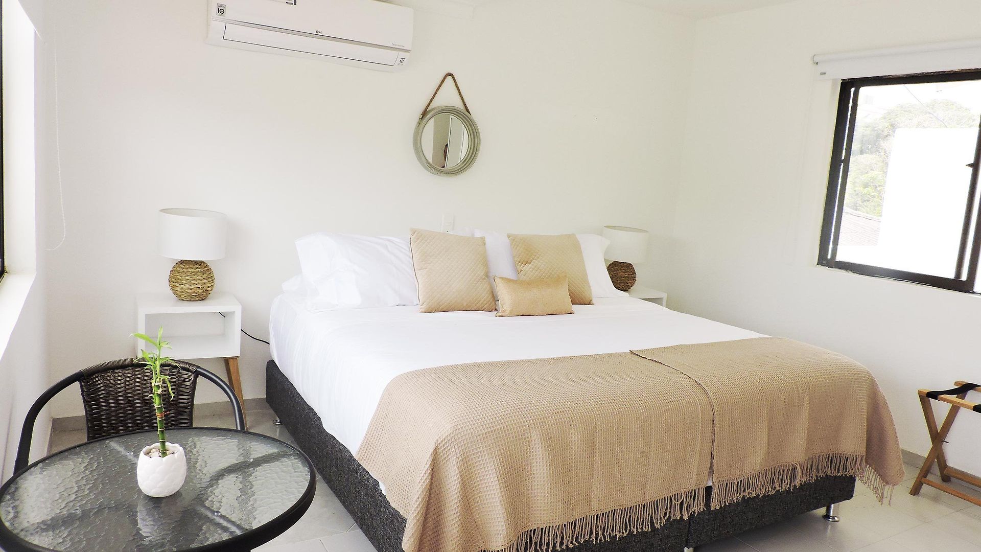 Mucura & Hotel 3*