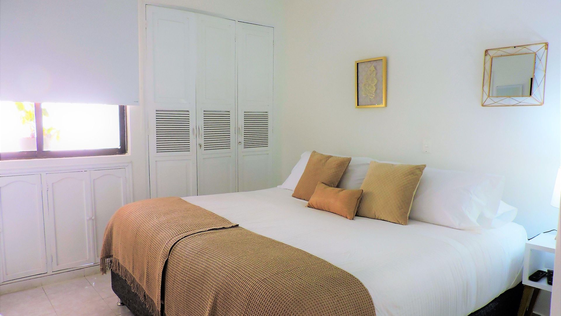 Hotel Mucura & 3*