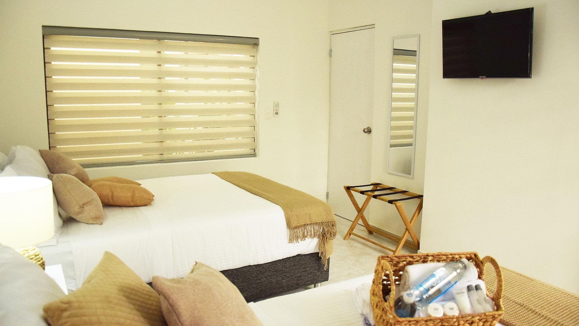 Hotel Mucura & 3*