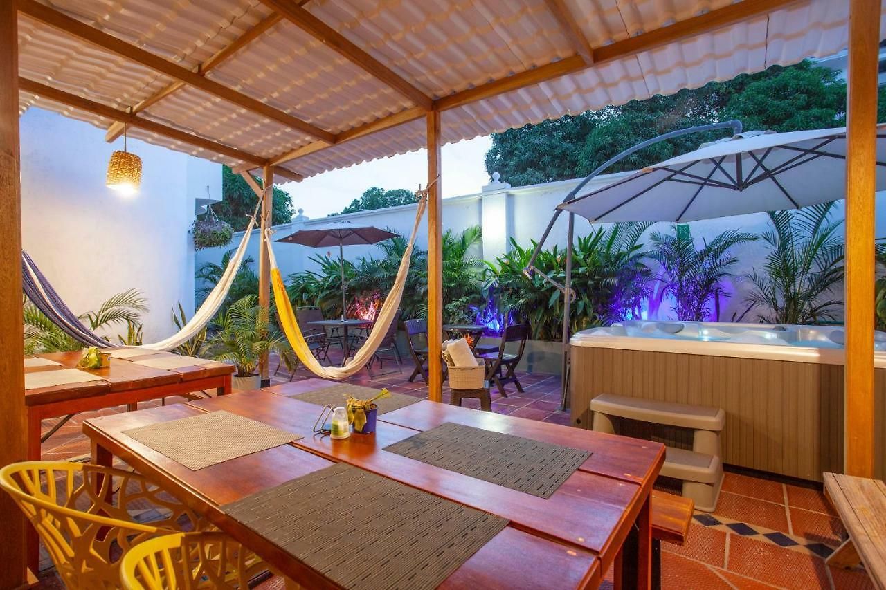 Mucura & Hotel 3*