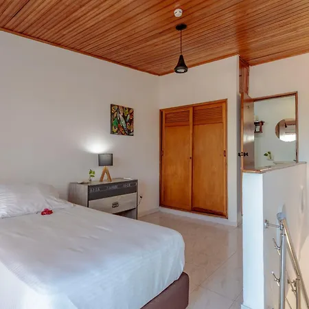 Mucura & Hotel 3*