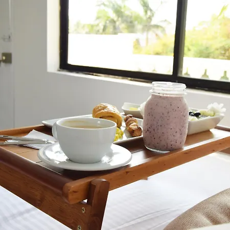 Mucura & Hotel