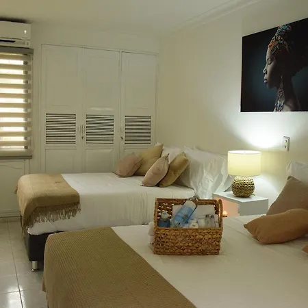 Hotel Mucura & 3*