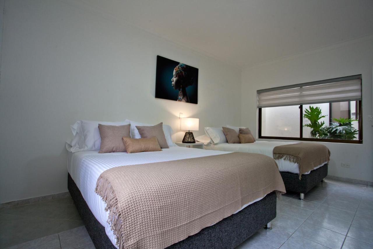 Hotel Mucura & 3*
